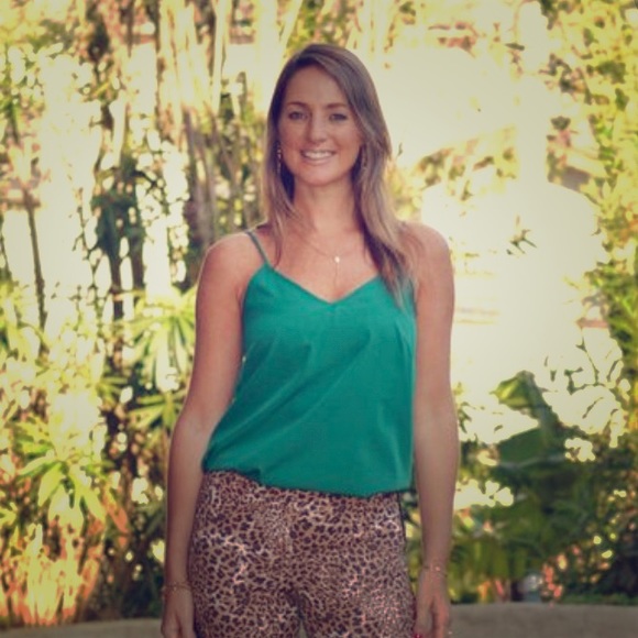 NEW❤️BEAUTIFUL TURQUOISE TOP, SLEEVELESS - Picture 1 of 6